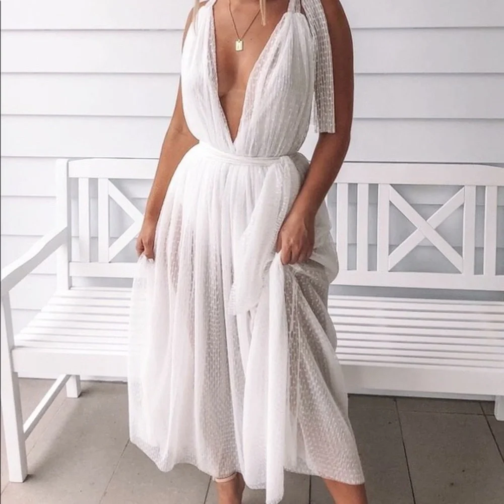 Her Empire Bella White Sheer Dress NWT - M - Picture 4 of 9